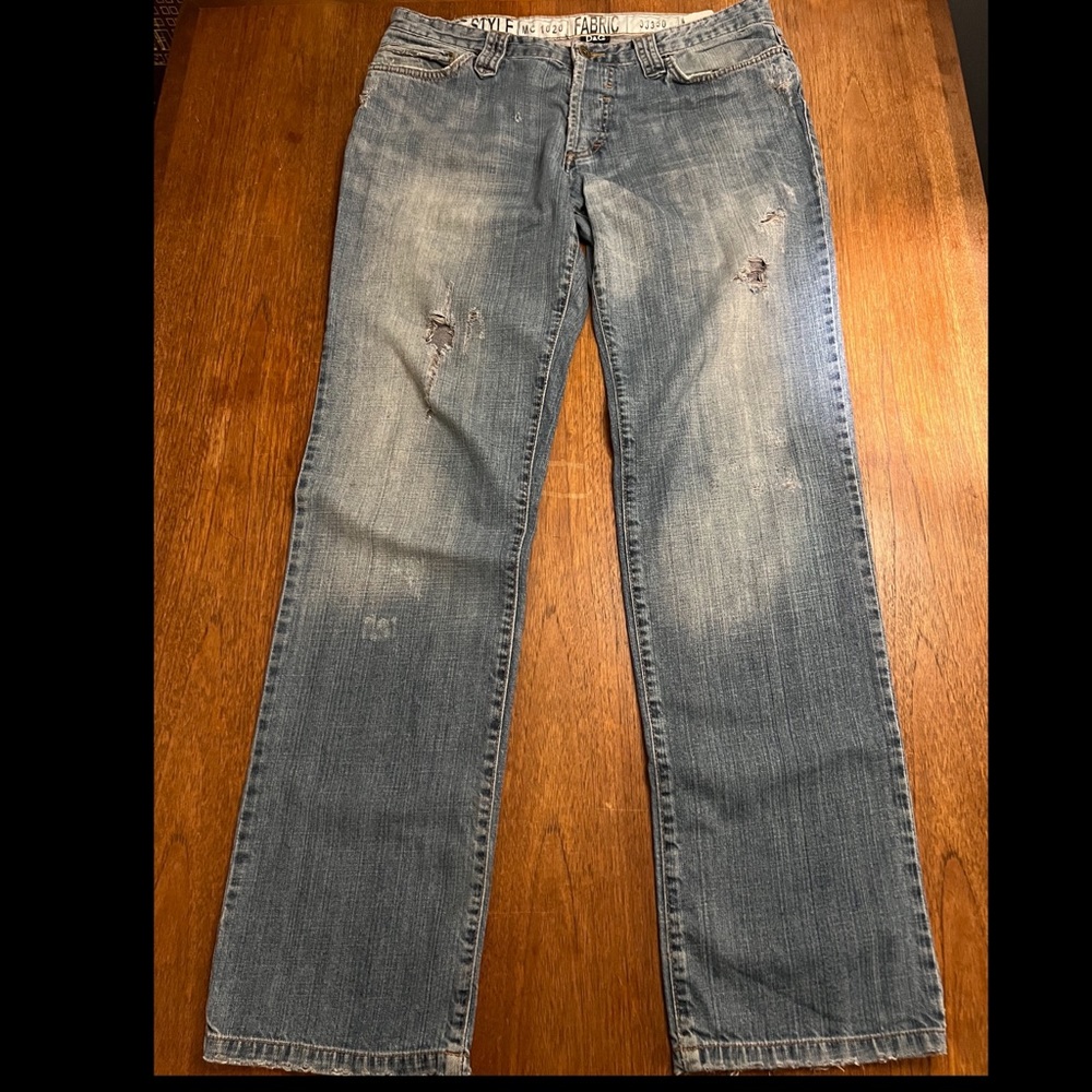 D&G Men's Slim Straight Distressed Light Blue Jeans